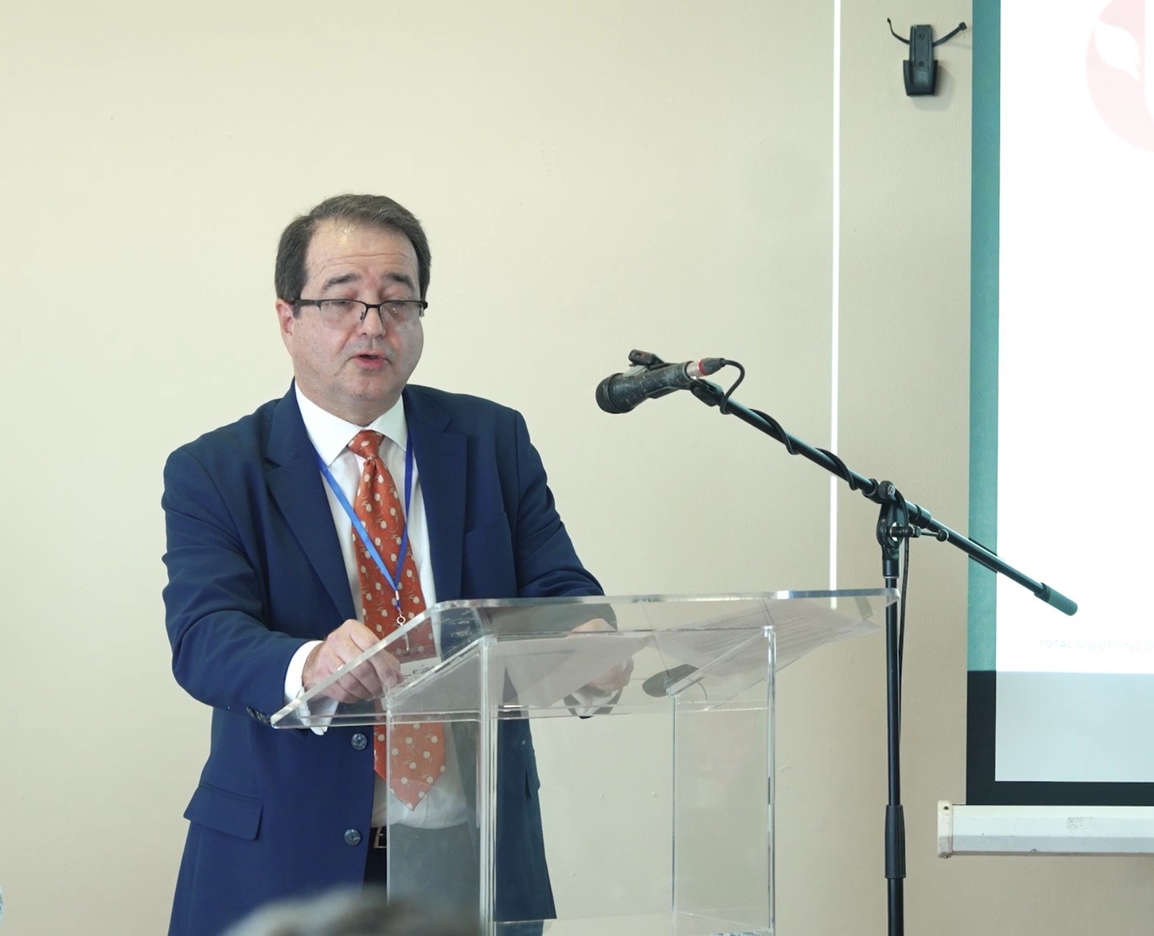Carlos Espert durante su intervención en el Foro Ejecutivo sobre Calidad de Energía